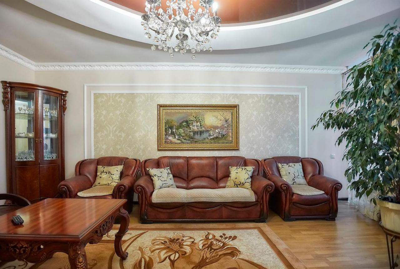 Luxury Apartments Трускавец Экстерьер фото